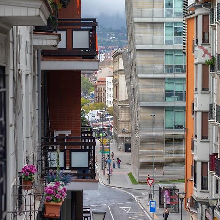 Inar Centrico Apartamento Junto Ayuntamiento & Ria Bilbao Exterior photo